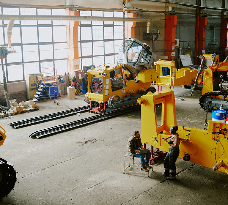 Heavy-Equipment-Manufacturers